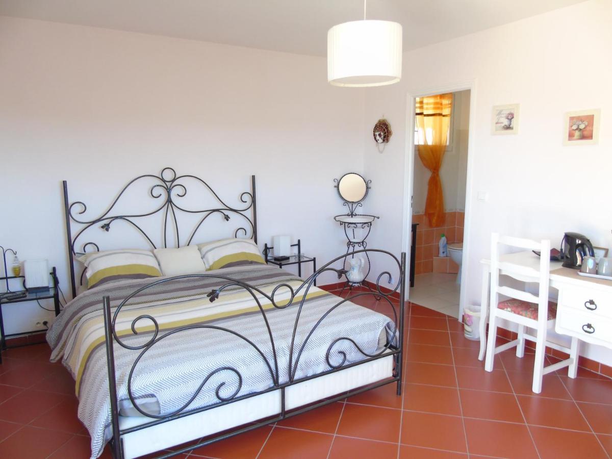 Bed and Breakfast Mas Des Citronniers Le Tignet Экстерьер фото