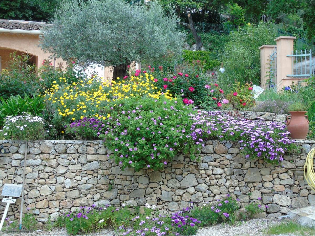 Bed and Breakfast Mas Des Citronniers Le Tignet Экстерьер фото