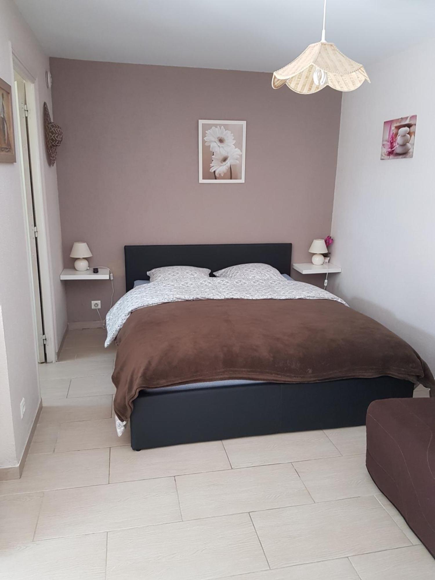 Bed and Breakfast Mas Des Citronniers Le Tignet Номер фото